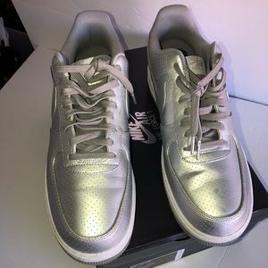 Nike Air Force 1 '07 Shoes Metallic Silver Size 13